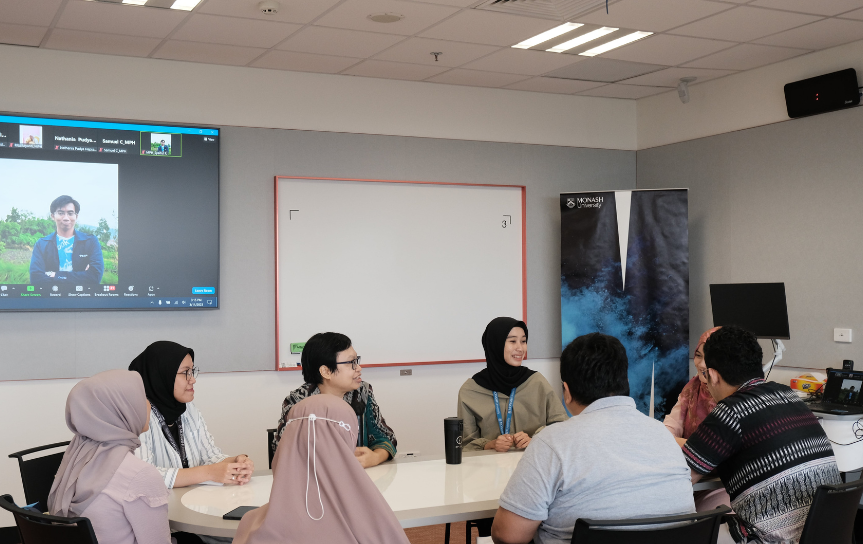 Lecturer with student - Open Day 11 Marchj