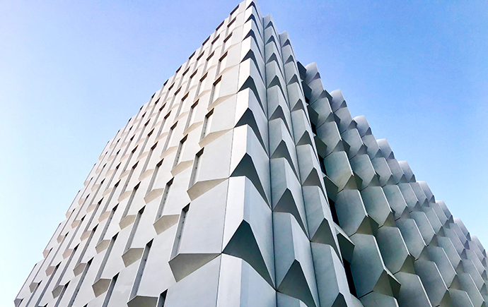 18 Innovation Walk exterior close-up