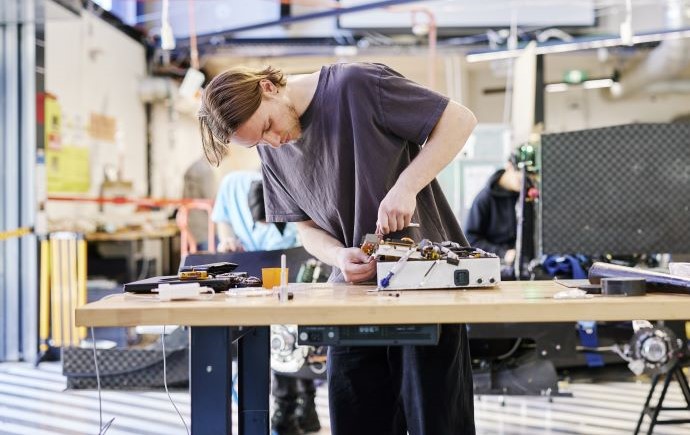 Monash Engineering student in a practical workshop