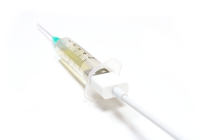 Syringe with USB cord replacing the plunger
