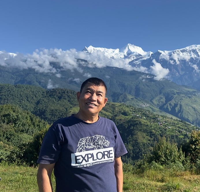 Cody Li in the mountains